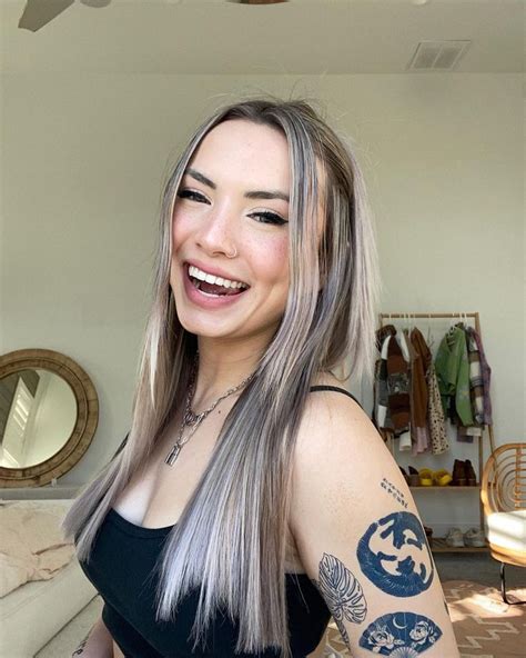Haley Pham (@haleypham) • Instagram photos and videos.